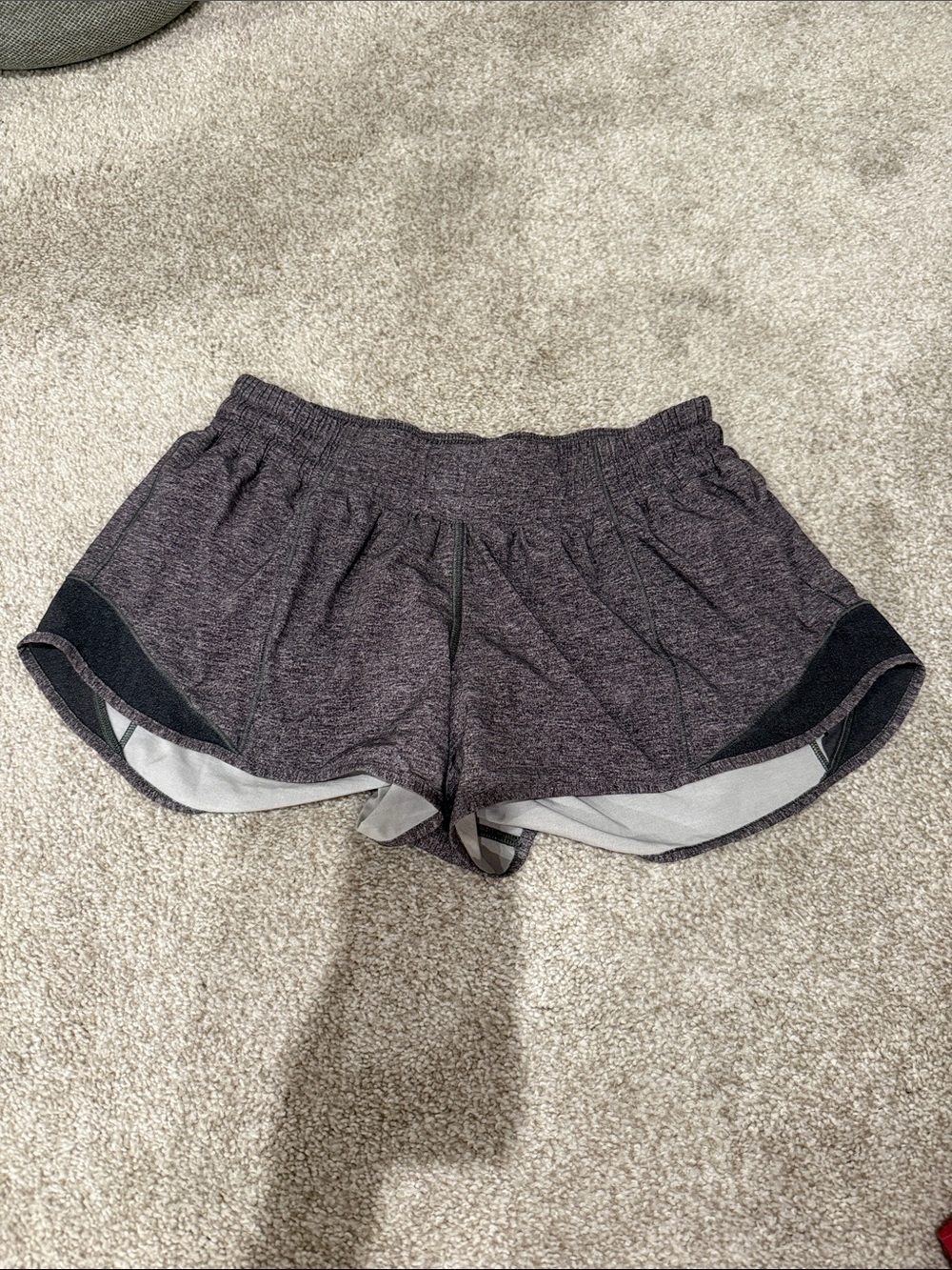 Lululemon Hotty Hot Shorts Low Rise 2.5” Size 8